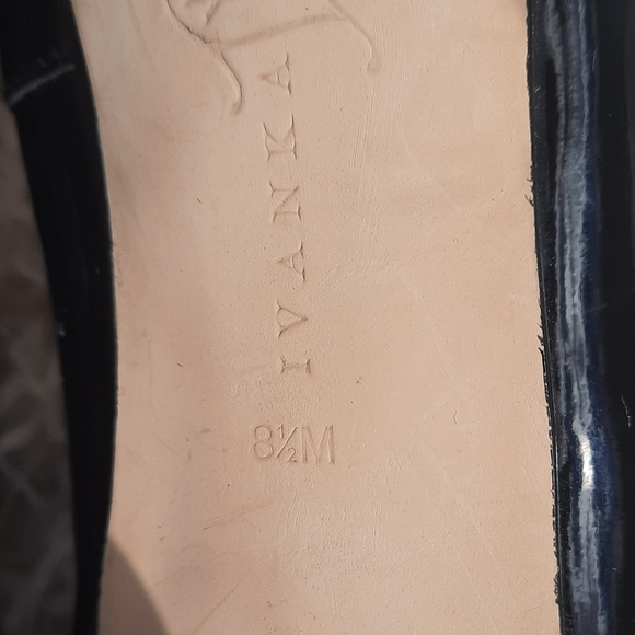 🌟3/50 Ivanka Trump Black & Silver Heels - Picture 12 of 14